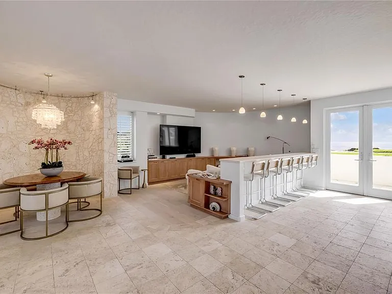 6965 S Atlantic Ave — Photo 7