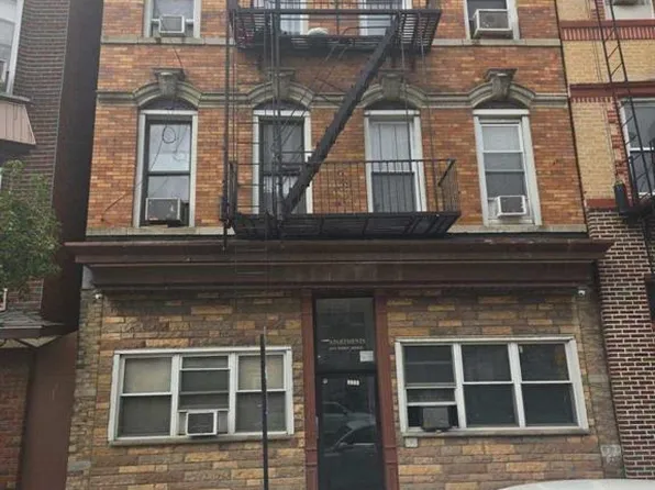 1605 Summit Ave, Union City, NJ 07087