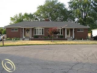 1st image of 22674 Cloverlawn St