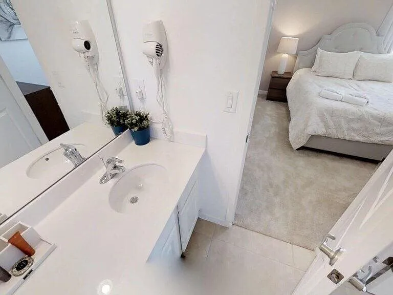 3810 Oakville Ave — Photo 13