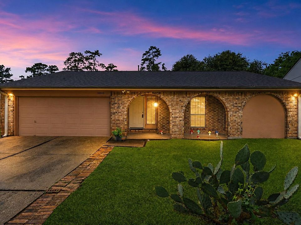 1st image of 18503 Hiddenbay Way