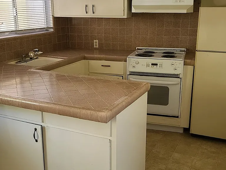 3686 Poinciana Dr #2 — Photo 2