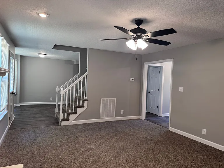 130 Shady Maple Dr — Photo 10