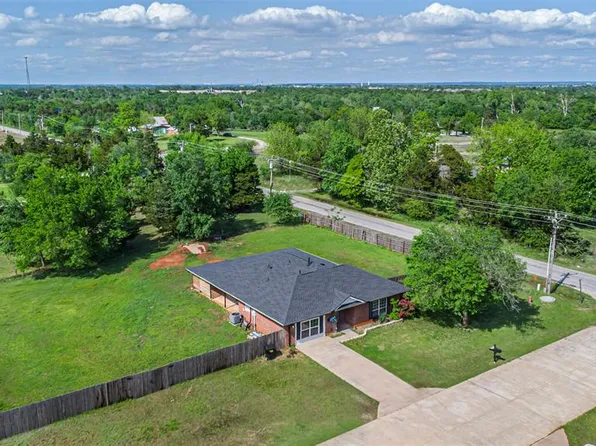 2498 County Road 1211, Blanchard, OK 73010
