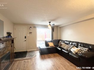 900 James St #11, Woodstock, ON