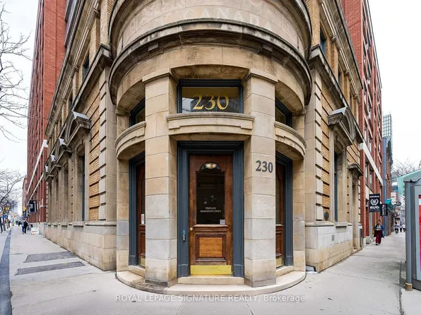 230 King St E, Toronto, ON