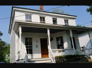 26 Oak St, Rhinebeck, NY 12572