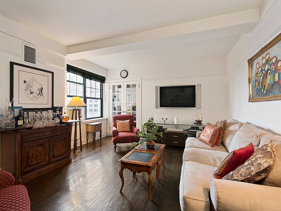 1st image of 200 E 16th St #9ME