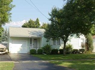 113 Roncroff Dr, North Tonawanda, NY 14120