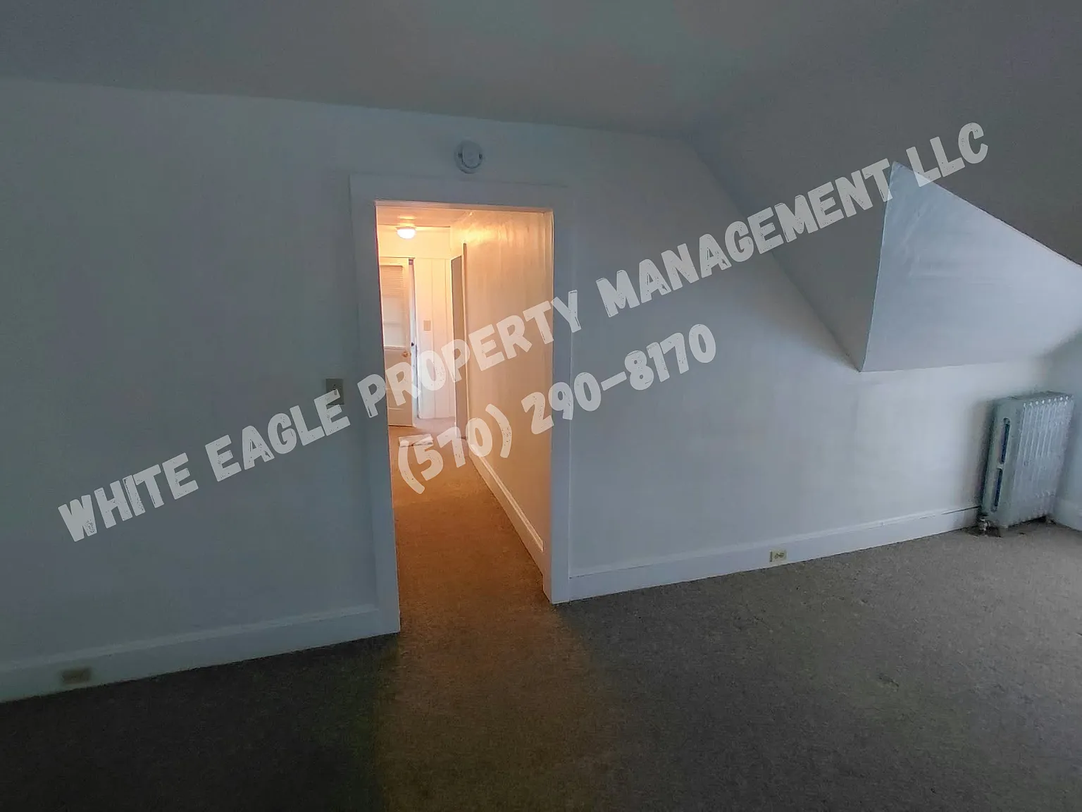 1618 Roselynn Street — Photo 3