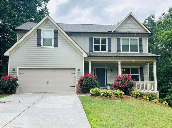 2326 Robin Dr, Loganville, GA 30052