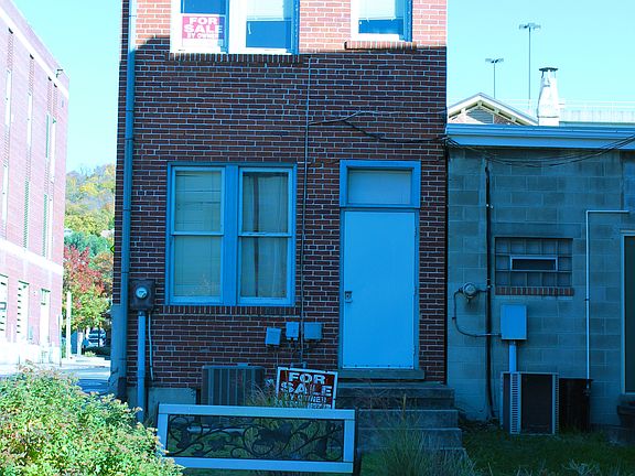 Back incl. additional lot. 