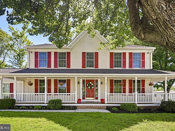 2nd image of 3317 Royal Oak Ct