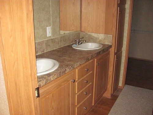4th image of 176 Galahad Estates Dr