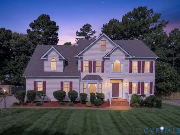12106 Club Ridge Dr, Chester, VA 23836