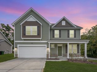 296 Birch Ave, Spring Lake, NC 28390