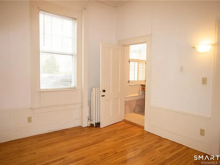 883 Montauk Ave #2 — Photo 10