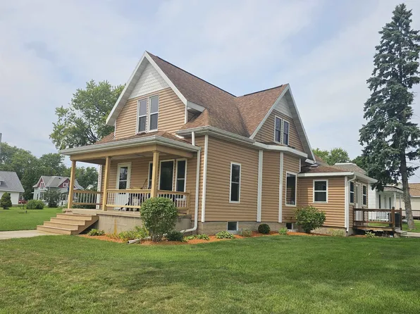 3154 N Hancock St, Dodgeville, WI 53533