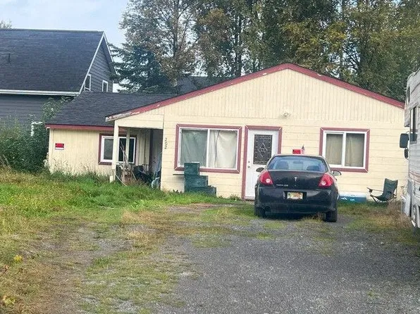 202 Birch St, Kenai, AK 99611