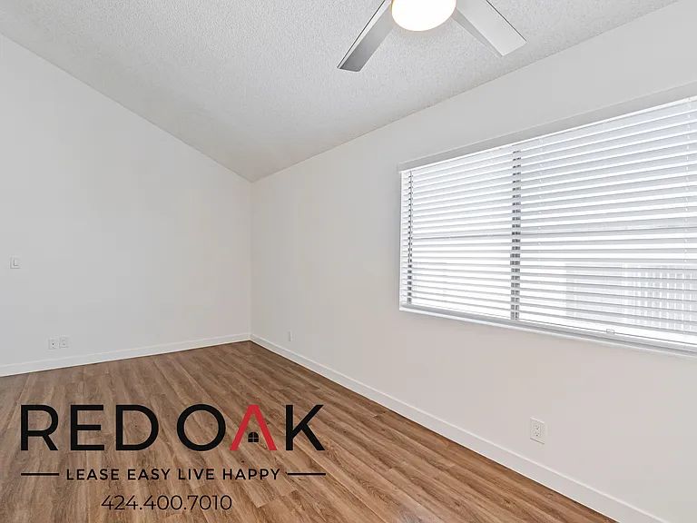1214 W Gardena Blvd #6 — Photo 11