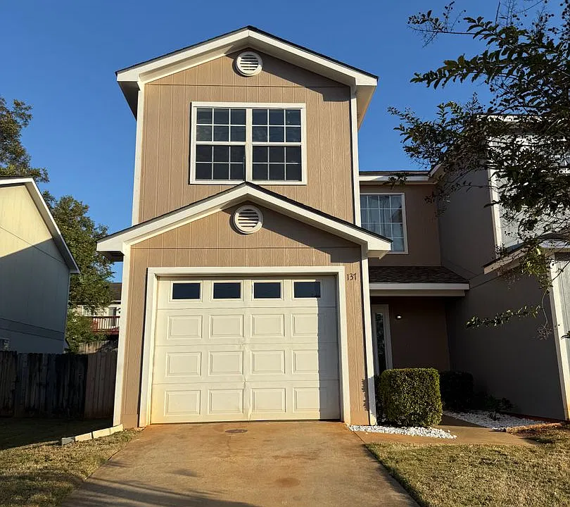 137 Woodberry Dr