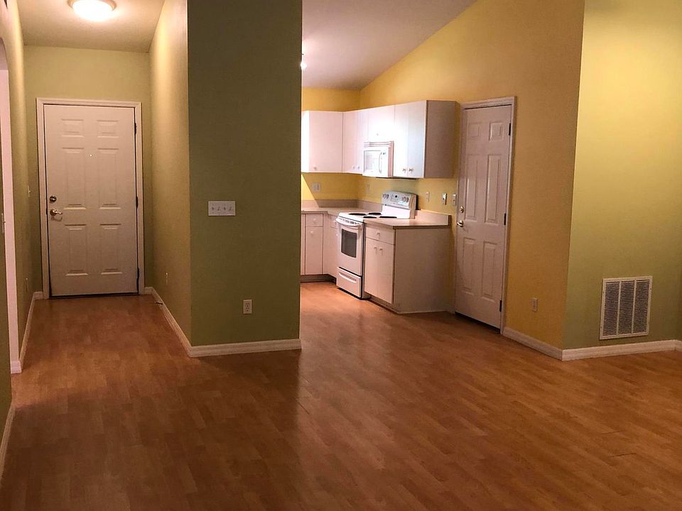 2nd image of 1062 Gary Blvd