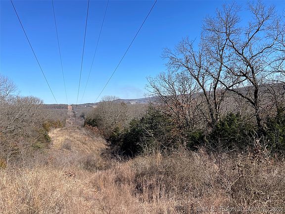 3rd image of 98375 N 100th Hwy
