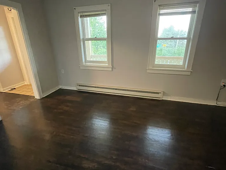 1945 W Lake Rd #3 — Photo 2