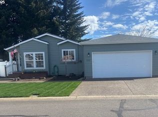 2561 Northampton, Eugene, OR 97404