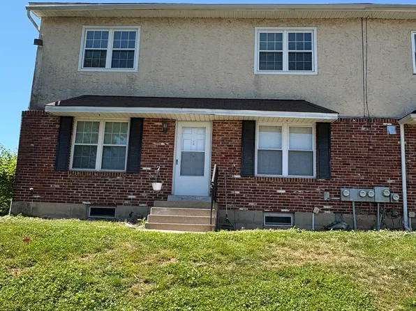 1414 Whitpain Hls, Blue Bell, PA 19422