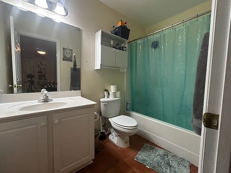 2142 Delta Way #1 — Photo 10