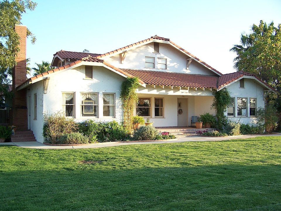1930's Vintage Home With Horse Facilities