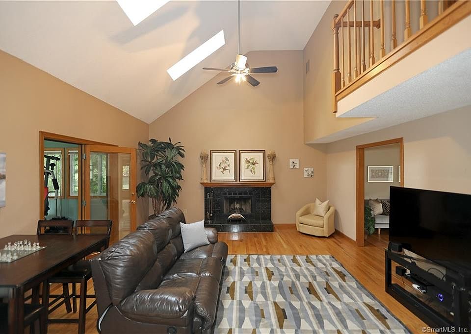 120 Langford Ln, East Hartford, CT 06118 Zillow