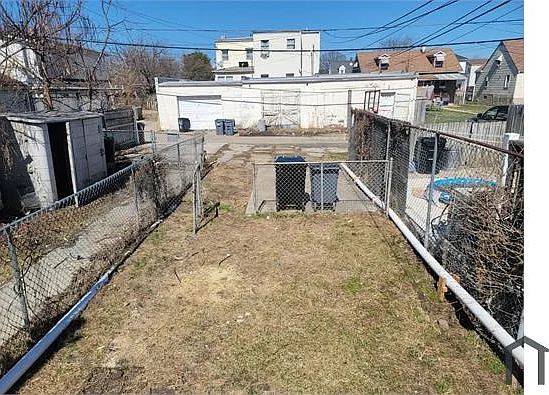 272 Saint Helena Ave — Photo 9