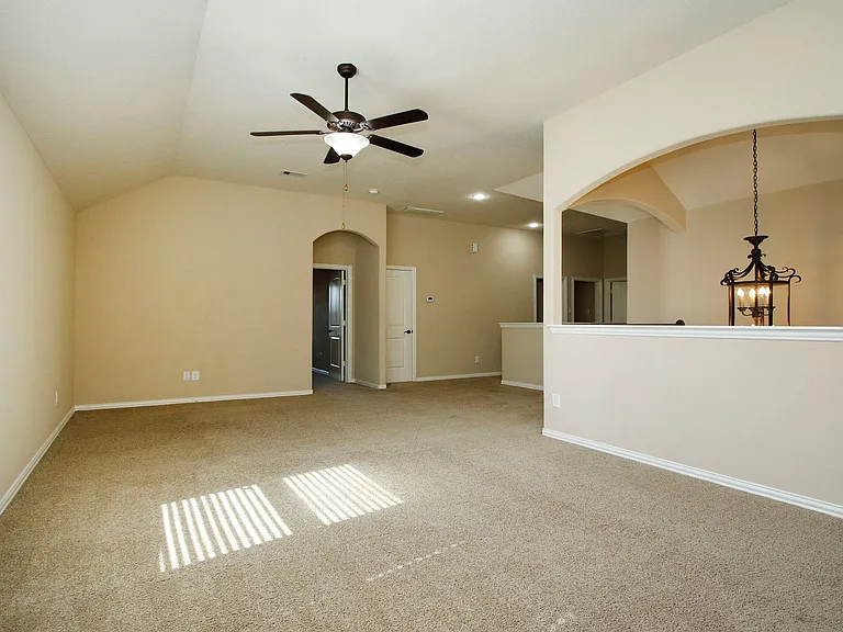 13827 Slate Mountain Ln — Photo 32