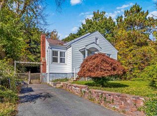 11 Ashdale Ave, Halifax, NS B3N 2C7