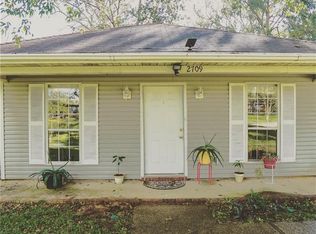 2709 E Nottingham Dr, Mobile, AL 36605