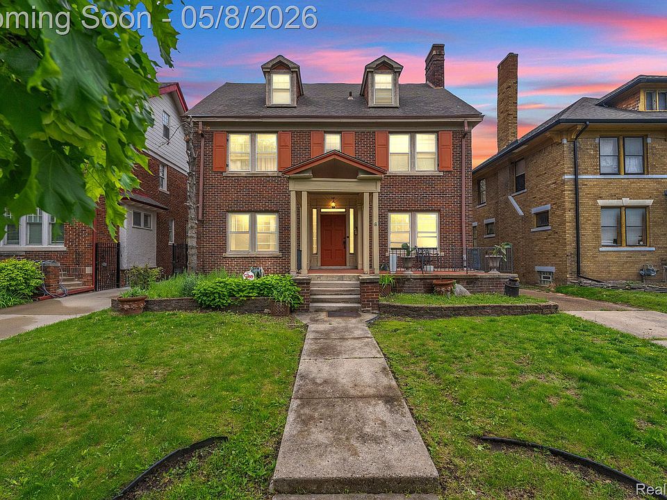 1st image of 1990 Edison St