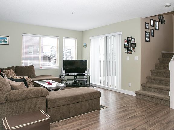2nd image of 1449 Vine Rd #2