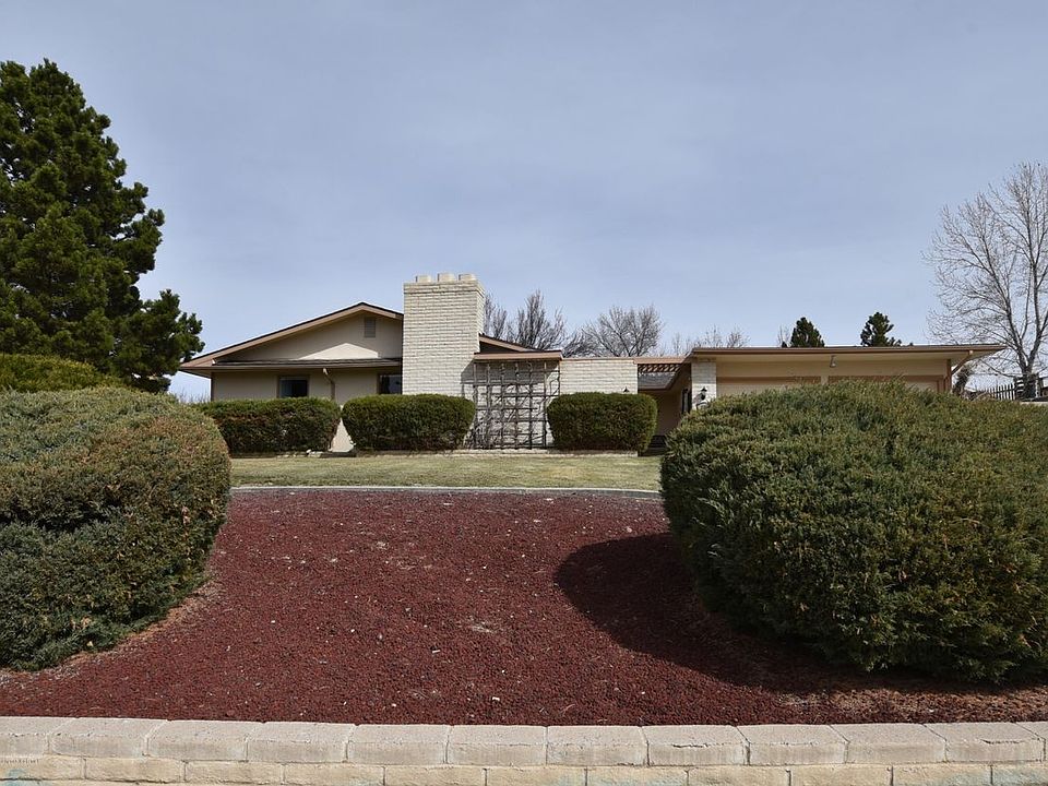 1st image of 608 Venada Cir