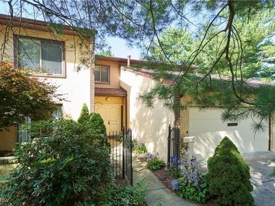 1807 Brookwood Dr, Akron, OH, 44313