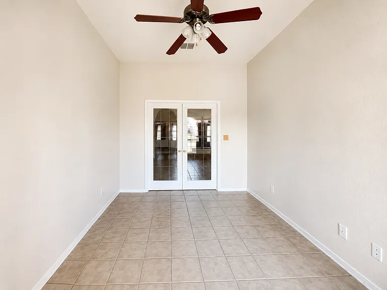 2705 Jasmine Ln — Photo 4