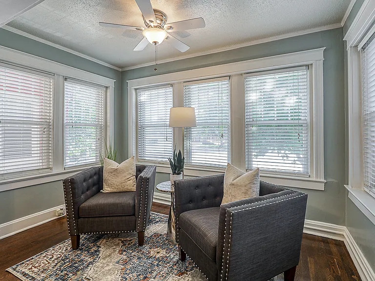 3400 & 3402 Gillham Rd — Photo 15