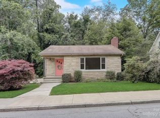 207 Buncombe St, Hendersonville, NC 28739