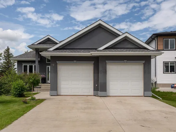 19 B Spruce Meadow Ln, Bon Accord, AB T0A 0K0