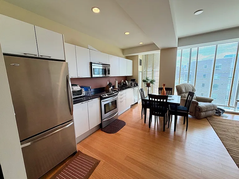 2 Earhart St #622 — Photo 6