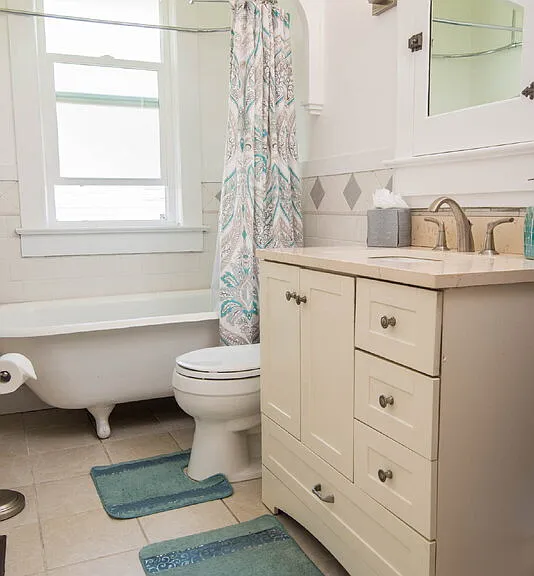 609 Lenox Ave — Photo 12