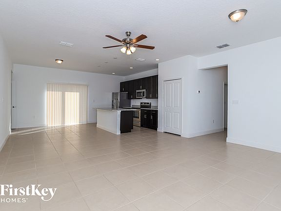 4th image of 506 Big Sioux Ct