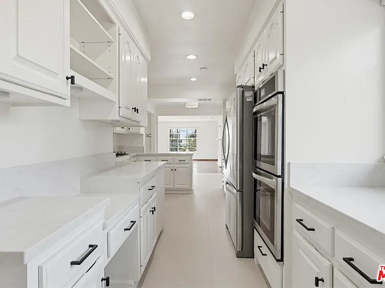 2919 Maxwell St — Photo 10
