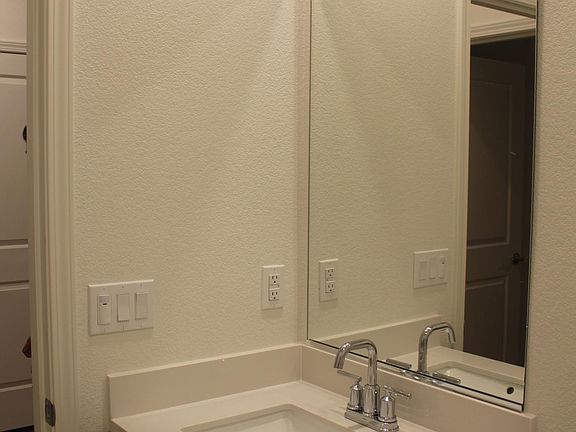 5th image of 8208 Schellhous Dr